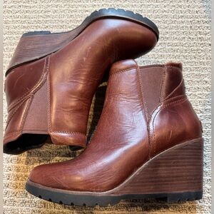 Sorel Brown Leather‎ Wedge Heel Ankle Booties Comfortable Casual Everyday